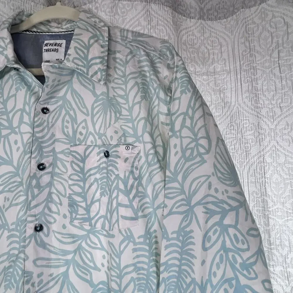 Reverse Threads Teal flower‎ print shirt Men's size Large